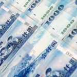 2024年新台幣兔年結束，匯率貶值3.16%，展現出偏升的趨勢。
