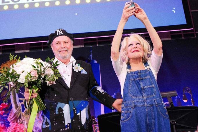 Hulaween-Gala-2025-billy-crystal-bette-midler-102725-7c8390e417844b15aeecc7b809d967c3.jpg