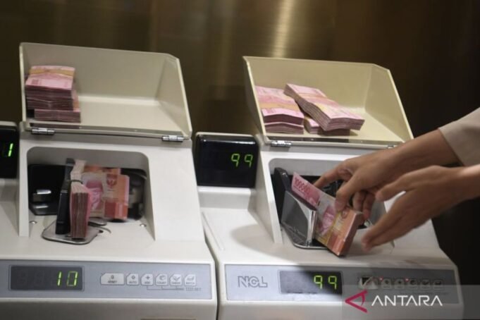 bank-indonesia-pertahankan-bi-rate-475-persen-2654157.jpg