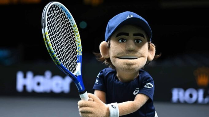 de-minaur-paris-2025-puppet.jpg