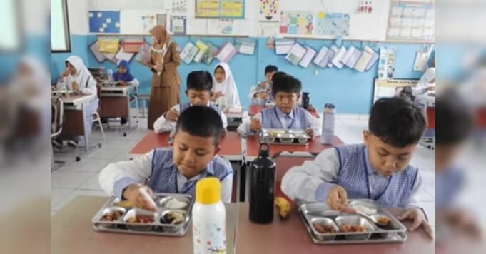indonesia-investigates-more-free-meal-poisoning-cases-after-700-students-fall-ill-official-says.jpg