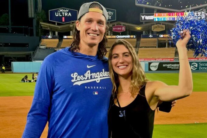 tyler-glasnow-girlfriend-meghan-murphy-main-031225-e299ec0eebce42b08eb1d2f11d5f56bb.jpg