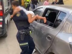 波哥大一名被留在車內的嬰兒的營救細節 – Publimetro Columbia