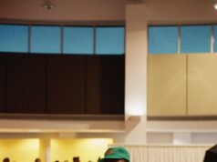 造物主泰勒重返母校霍桑高中