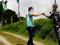 沙佩科恩斯國民競技隊以球衣紀念空難遇難者