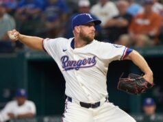 報導:RHP Merrill Kelly 將以一份為期 2 年、價值 4000 萬美元的合同返回亞利桑那州