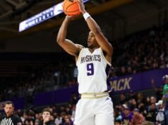 韋斯利·耶茨三世 (Wesley Yates III)、漢內斯·斯坦巴赫 (Hannes Steinbach) 領先華盛頓對陣南猶他州