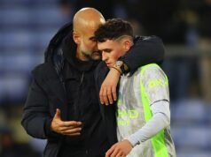 曼城進球後,瓜迪奧拉“倉促”撕咬福登——“他踢得不好”