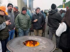 法國總理被敦促干預屠牛抗議活動