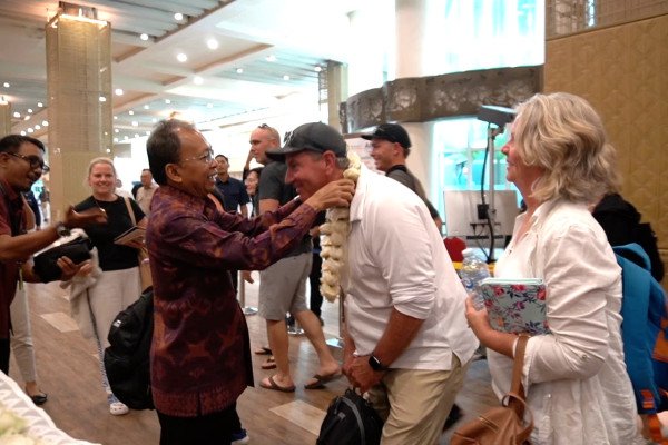 巴厘島州長：聖誕節期間外國遊客客流量向好