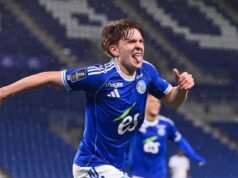 “人們不知不覺地說話:法國看起來像一個總理”。