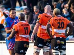 法國隊因獵豹錯失巨型獵物而感到憤怒