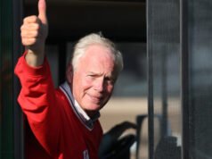 參議員支持聲名狼藉的醫生寫的書,聲稱化學藥物可以治愈自閉症和癌症