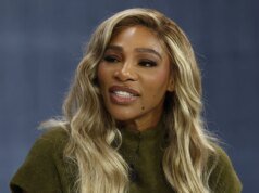 44 歲的瑟琳娜·威廉姆斯 (Serena Williams) 減肥後身著時尚泳衣驚艷亮相