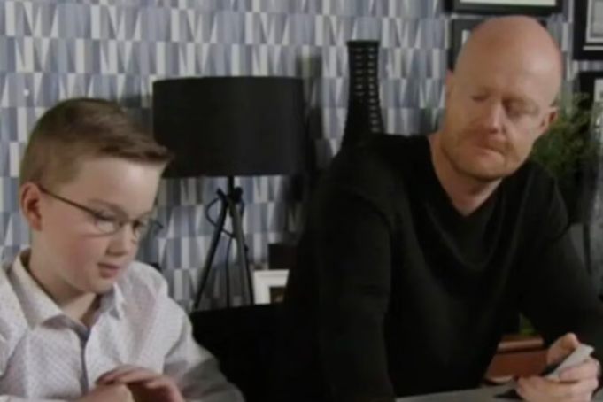 Max-Branning-son-Oscar.png