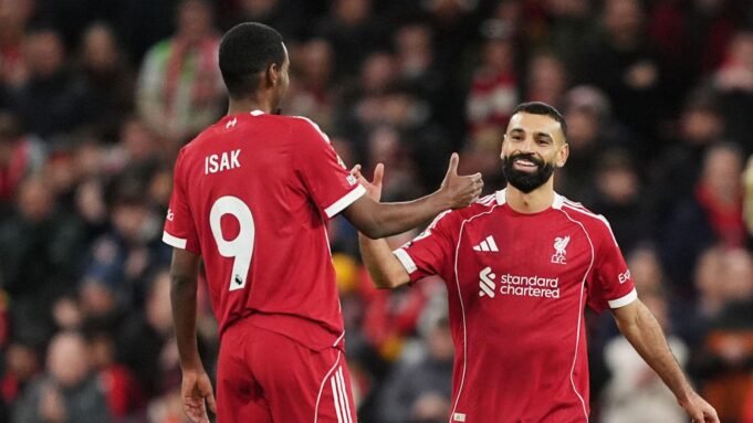 Mohamed-Salah-Alexander-Isak-Liverpool-F365.jpg