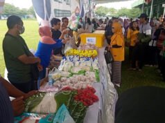 東爪哇省政府在聖誕節前維持低價市場以降低通脹