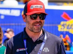 全國狂歡節是 NASCAR 賽事嗎?關於湯米·喬·馬丁 (Tommy Jo Martin) 的創意,您需要了解的一切