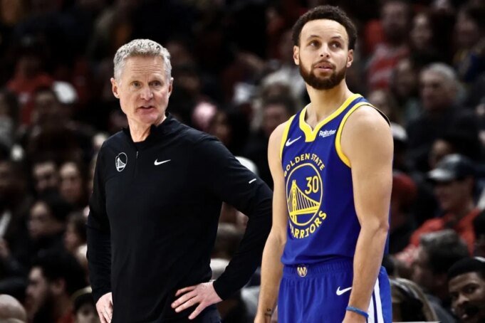 Stephen-Curry-and-Steve-Kerr.jpg