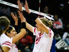 大都會州立排球隊贏得了全國二級聯賽冠軍,這是該項目學校歷史上的第一個和第五個冠軍