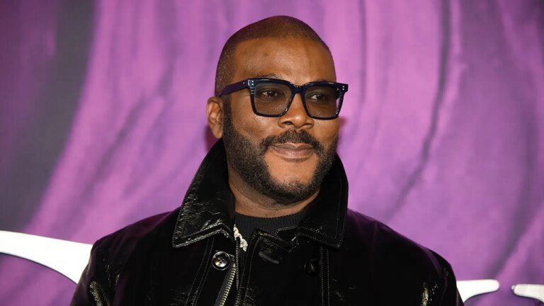 模特以性侵犯罪起訴泰勒·佩里 (Tyler Perry)，新訴訟價值 7700 萬美元