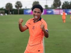 巴薩球星闖入梅西眼簾