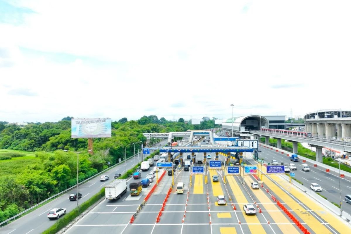 D+3 聖誕節，三輛 Jabodetabek 收費公路 GT 前往雅加達的交通量增加
