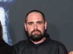 尼克·雷納 (Nick Reiner) 被指控謀殺羅布·雷納 (Rob Reiner) 和米歇爾·雷納 (Michelle Reiner)