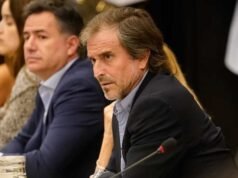 預算:貝內加斯·林奇被確認為委員會主席,他們正在尋求正式辯論