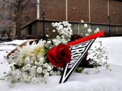 阿拉巴馬州婦女埃拉·庫克在普羅維登斯布朗大學的槍擊事件中喪生。