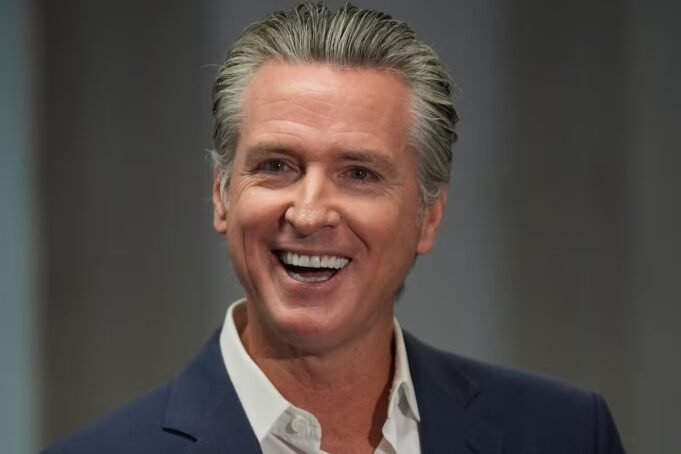 gavin-newsom-anuncio-una-iniciativa-que-dara-RWBXWTRQZNDT5J2PMKC52EEXVU.jpg
