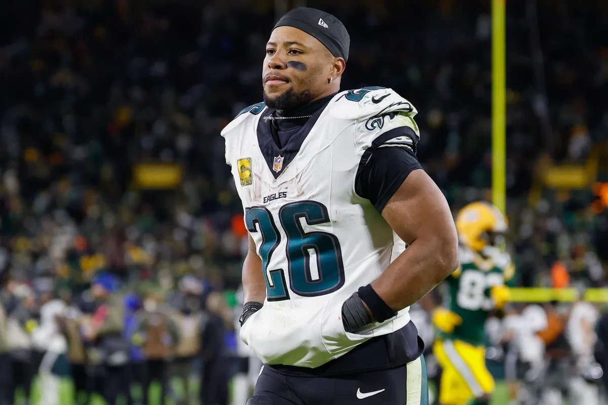 薩昆·巴克利 (Saquon Barkley) 對比爾隊的詹姆斯·庫克 (James Cook) 稱讚他提高 NFL RB 工資帽的行為做出了反應