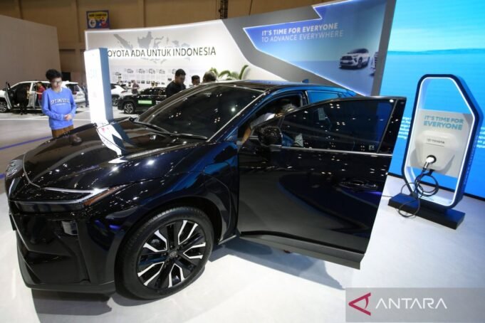 investasi-kendaraan-listrik-mencapai-lima-triliun-lebih-2678689.jpg