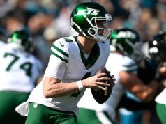 NFL 新聞:噴氣機隊的布雷迪·庫克首次達陣傳球