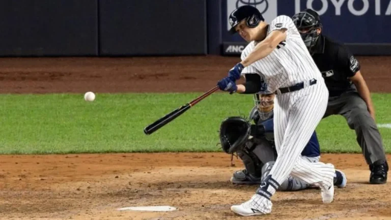 “輪到我了”：棒球運動員吉奧·烏塞拉 (Gio Ursella) 報告說，他位於巴蘭基亞的家中遭到入室盜竊