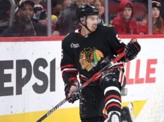 在傑夫·布拉希爾爆發後,黑鷹隊刮掉阿特姆·列夫舒諾夫以求穩定