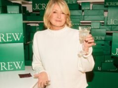 瑪莎·斯圖爾特 (Martha Stewart) 身穿 J.Crew 最暢銷的夾克