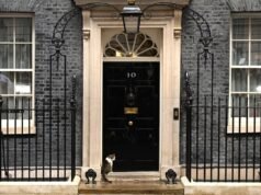 報告稱中國黑客侵入了“唐寧街中心”的電話