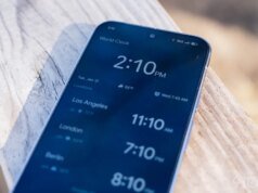 Google Clock 8.5 擴展了 Android 鬧鐘的“滑動關閉”功能