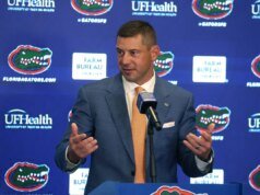 得益於前佐治亞理工學院 OC 教練,Jon Sumrall 用前三星級 QB 填補了 DJ Logway 的替補席