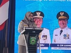 BKHIT 南蘇門答臘省協助向秘魯出口 95,400 顆棕櫚種子