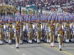 印度共和國日遊行:女軍官領導全男性 CRPF 部分