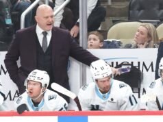 第二階段的爆發使猛獁象超越了捕食者