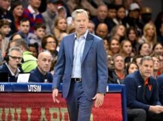 扎林·史蒂文森 (Zarin Stevenson) 幫助排名第 22 的北卡羅來納州擊敗排名第 14 的弗吉尼亞州。