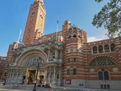 天主教會高級領袖因涉嫌強姦婦女而被捕,令教區居民“震驚”