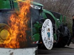 政府正在尋求南方共同市場的申請,而PP本身卻距離很遠