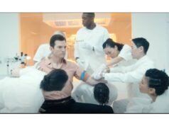 阿什頓·庫徹主演瑞恩·墨菲導演在 Disney+ 上推出的最新驚悚片《美人》