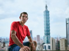Alex Honnold 攀登台北 101 的《摩天大樓現場》製作人