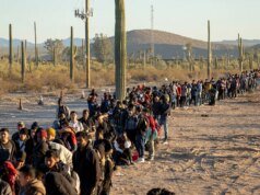 美國在經濟戰中每年在匯款上浪費 2000 億美元。