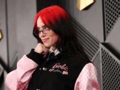 比莉·艾利甚 (Billie Eilish) 向保持沉默的名人講話,因為亞歷克斯·普雷蒂 (Alex Pretti) 謀殺案的憤怒日益加劇